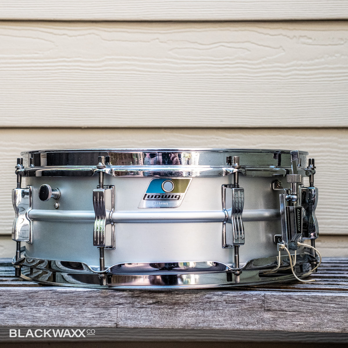 Vintage Ludwig Acrolite 14x5 70s pointed blue/olive badge, serial 1104568