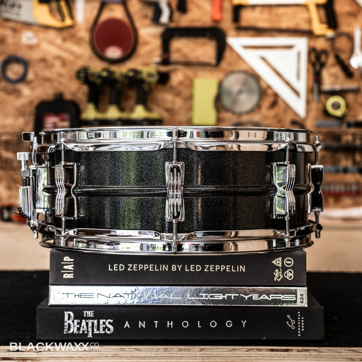 Vintage Ludwig Black Galaxy Acrolite 14x5 serial 6340574, view 3