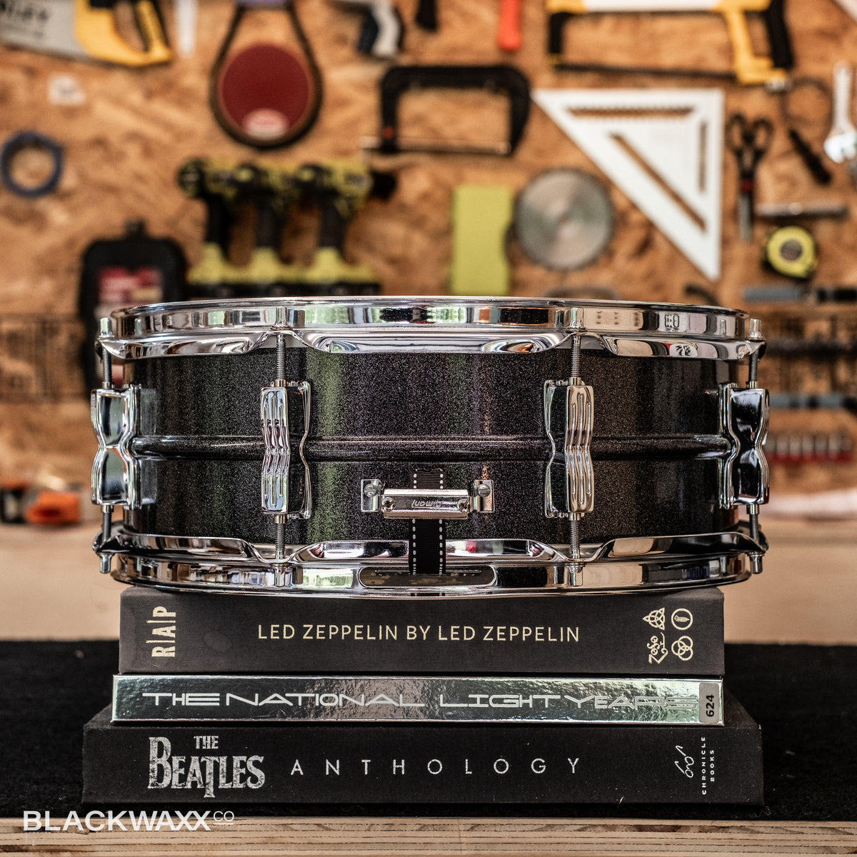 Vintage Ludwig Black Galaxy Acrolite 14x5 serial 6340574, view 5