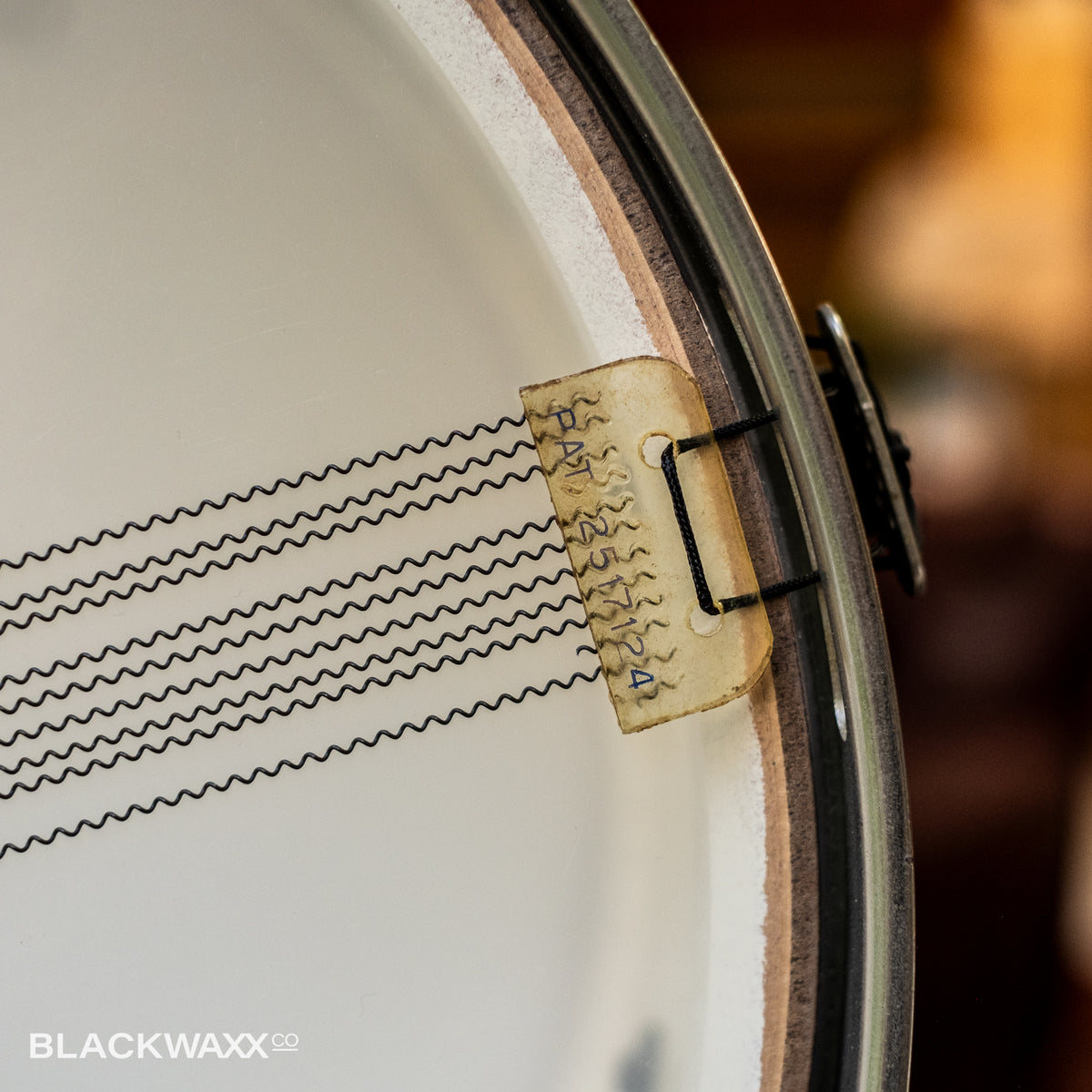VINTAGE: Ludwig Pioneer - 6 Lug - 14x5 - Natural Mahogany