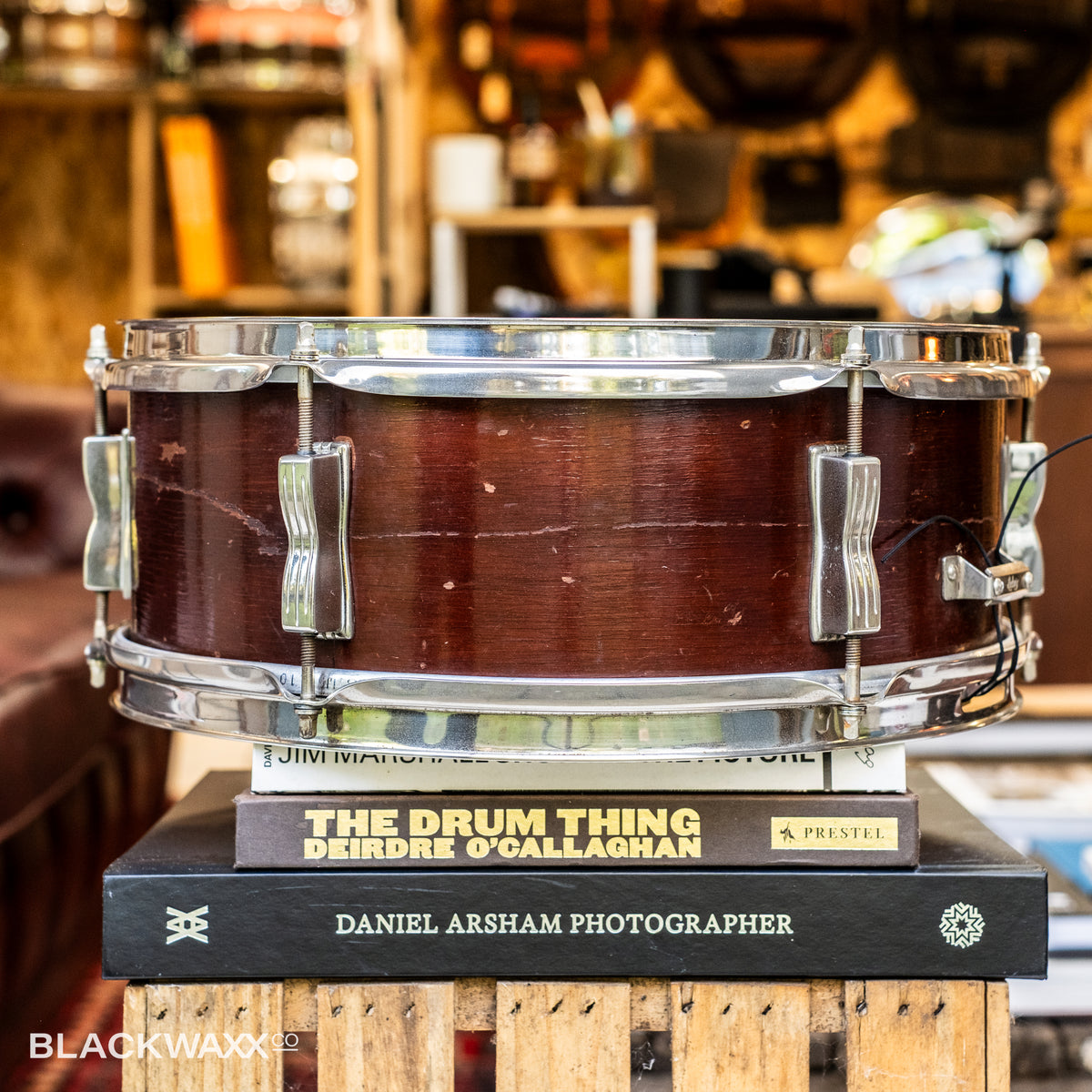 VINTAGE: Ludwig Pioneer - 6 Lug - 14x5 - Natural Mahogany