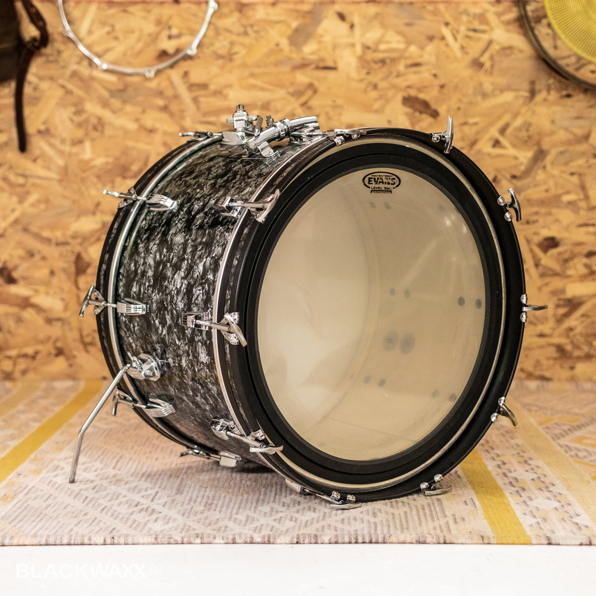 VINTAGE: Ludwig Super Classic - 22, 13, 16 - Black Diamond Pearl