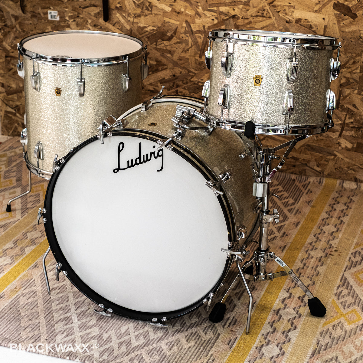 VINTAGE: Ludwig Super Classic - 22, 13, 16 - Silver Sparkle (1967)