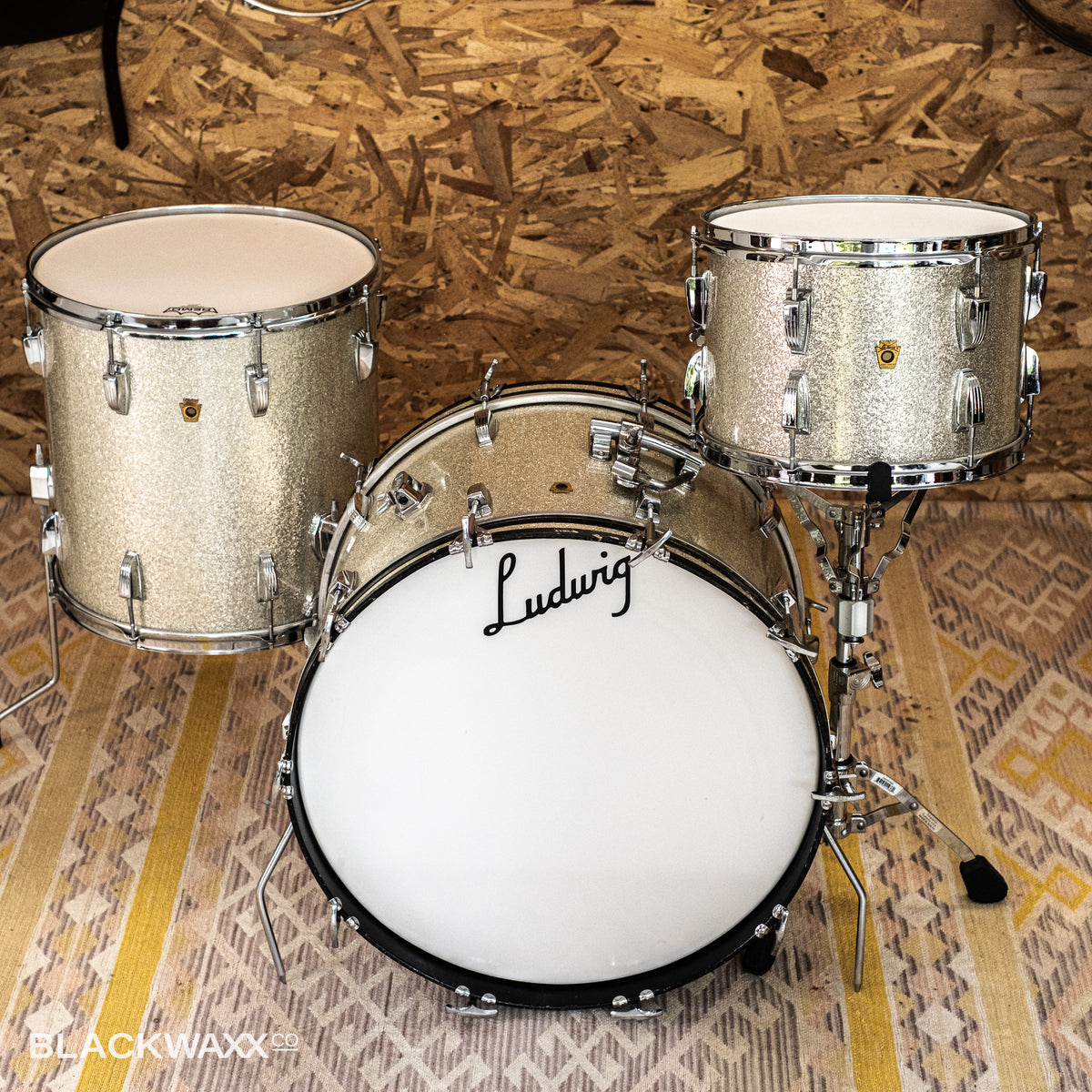 VINTAGE: Ludwig Super Classic - 22, 13, 16 - Silver Sparkle (1967)