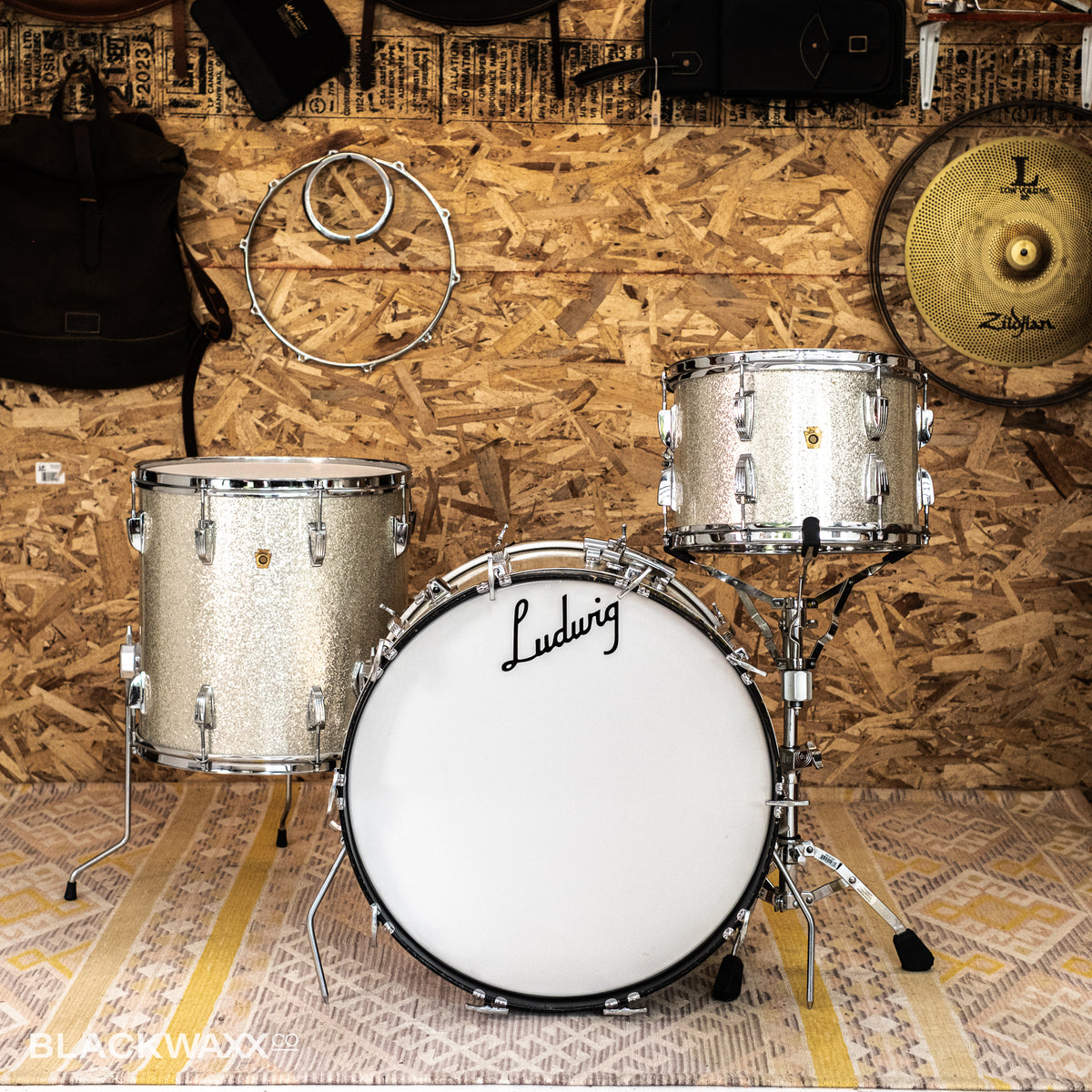 VINTAGE: Ludwig Super Classic - 22, 13, 16 - Silver Sparkle (1967)