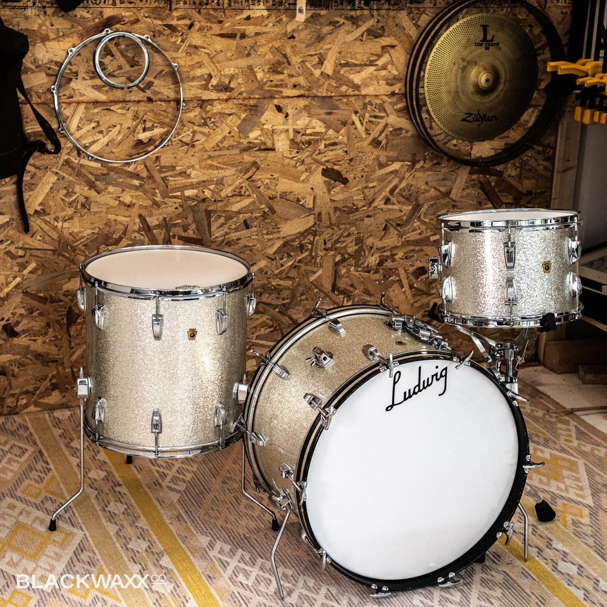 VINTAGE: Ludwig Super Classic - 22, 13, 16 - Silver Sparkle (1967)
