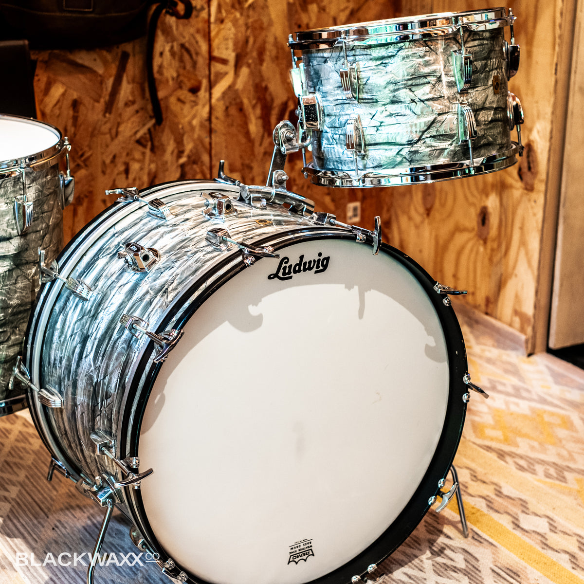 VINTAGE: Ludwig Super Classic - 22, 13, 16 - Sky Blue Pearl