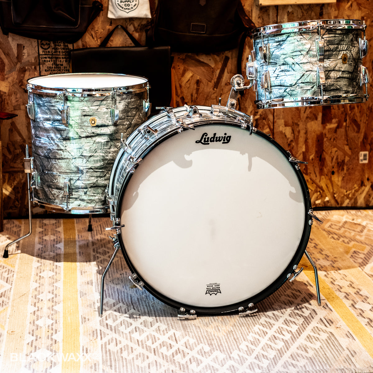 VINTAGE: Ludwig Super Classic - 22, 13, 16 - Sky Blue Pearl